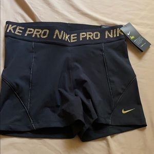 Nike pro right fit shorts